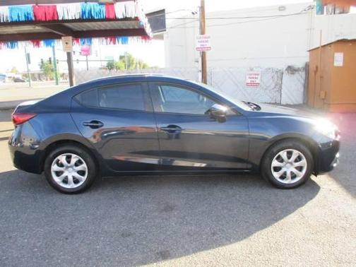 2016 Mazda Mazda3 i Sport