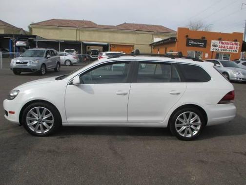 2014 Volkswagen Jetta SportWagen DSG TDI w/Sunroof & Nav
