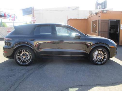 Black 2019 Porsche Cayenne Turbo