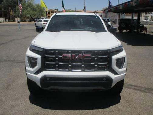 2024 GMC Canyon Base