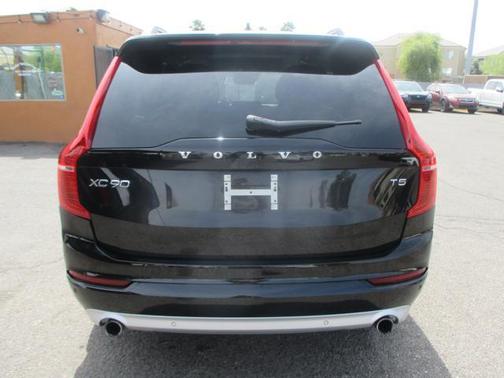 Onyx Black Metallic 2018 Volvo XC90 T5 Momentum