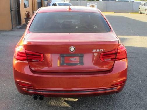 2018 BMW 330 330i SULEV Sedan