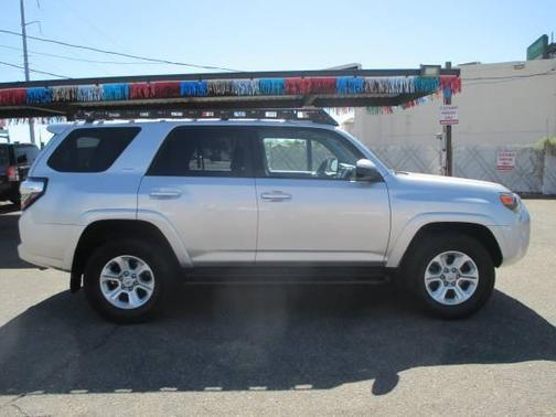2020 Toyota 4Runner SR5