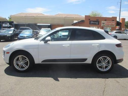 White 2017 Porsche Macan Macan GTS