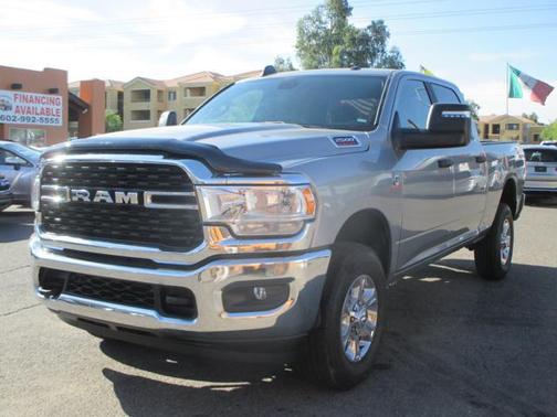 2023 RAM 2500 Big Horn Crew Cab 4x4 6'4' Box