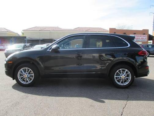 2016 Porsche Cayenne Cayenne