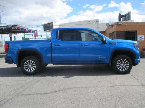 2022 GMC Sierra 1500 AT4