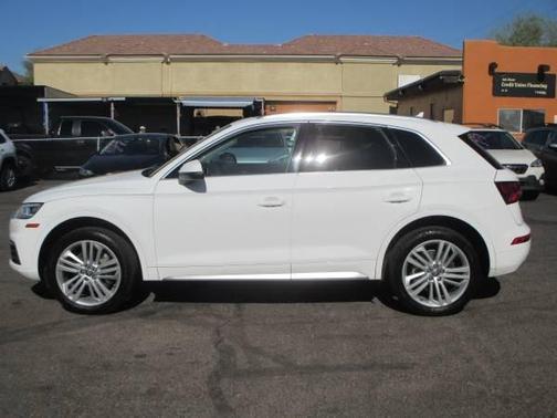 2018 Audi Q5 2.0T Premium Plus