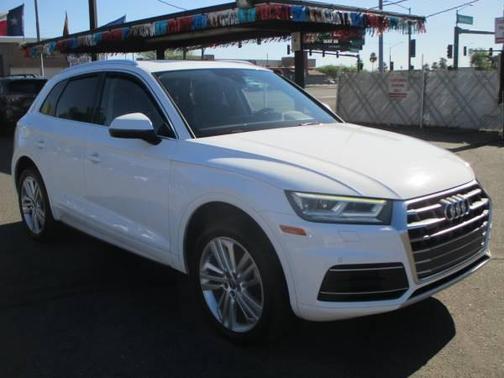 2018 Audi Q5 2.0T Premium Plus