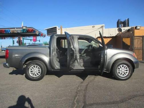 2007 Nissan Frontier SE Crew Cab