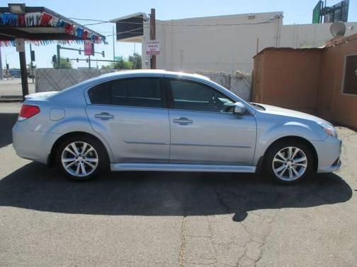 Ice Silver Metallic 2014 Subaru Legacy Limited