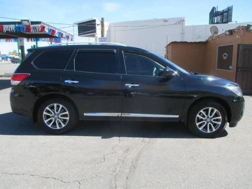 2014 Nissan Pathfinder SL