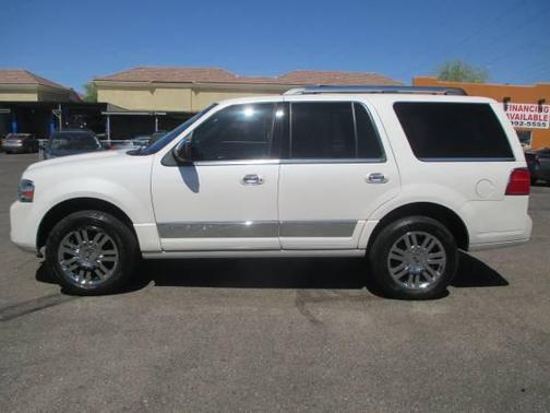 2012 Lincoln Navigator Base