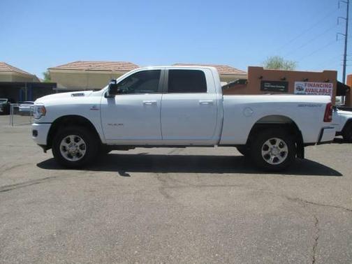 2024 RAM 3500 Big Horn Crew Cab 4x4 6'4' Box