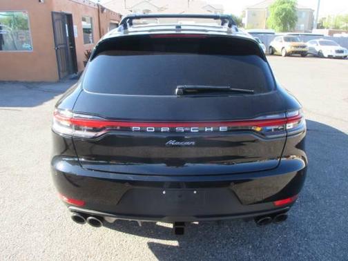 2019 Porsche Macan Base