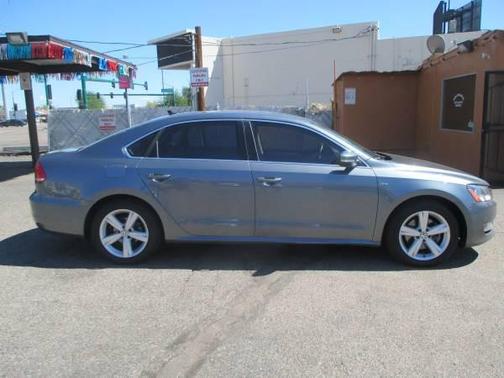 2015 Volkswagen Passat 1.8T Limited Edition