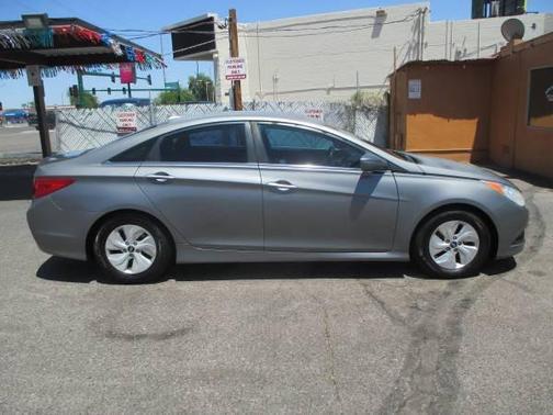 2014 Hyundai SONATA GLS