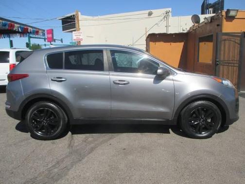 Mineral Silver 2018 Kia Sportage LX