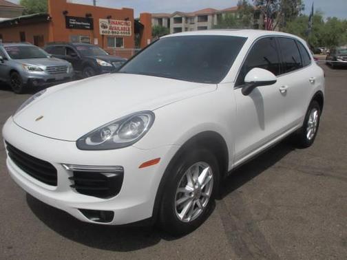 White 2016 Porsche Cayenne Cayenne