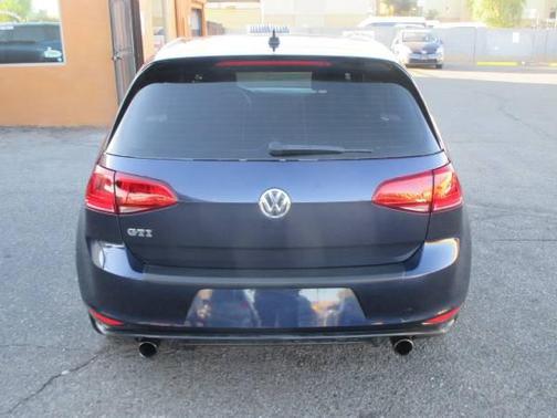 2017 Volkswagen Golf GTI 2.0T S 4-Door