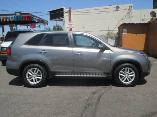 2015 Kia Sorento LX