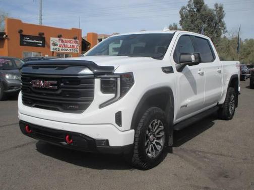 2023 GMC Sierra 1500 AT4