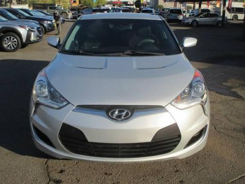 2013 Hyundai Veloster Base