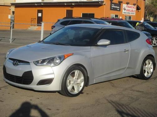 2013 Hyundai Veloster Base