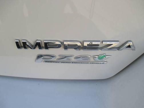 2016 Subaru Impreza 2.0i