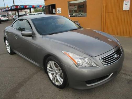 2009 INFINITI G37 Base