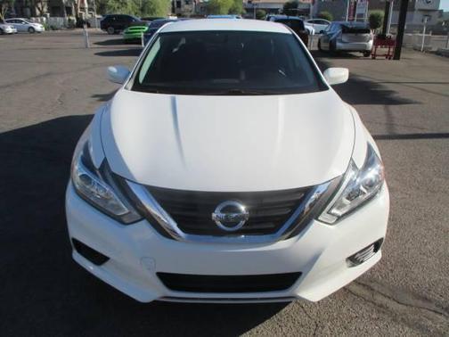 White 2017 Nissan Altima 2.5 S