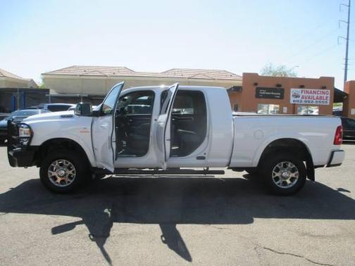 2020 RAM 2500 Laramie Mega Cab 4X4 6'4' Box