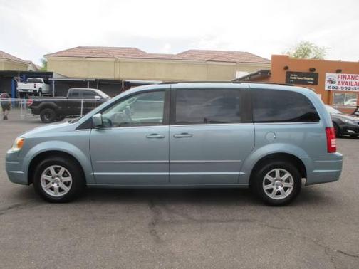 2010 Chrysler Town & Country Touring