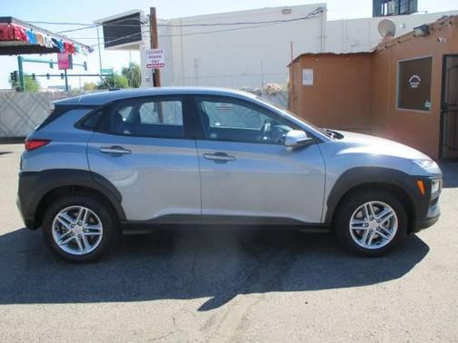 2021 Hyundai KONA SE
