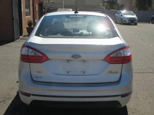 2015 Ford Fiesta SE