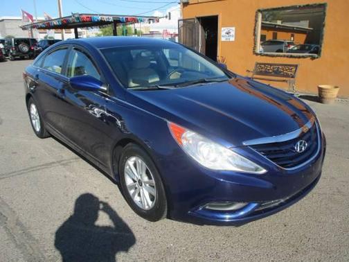 2011 Hyundai SONATA GLS