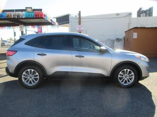2022 Ford Escape S