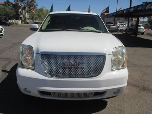 Summit White 2007 GMC Yukon Denali