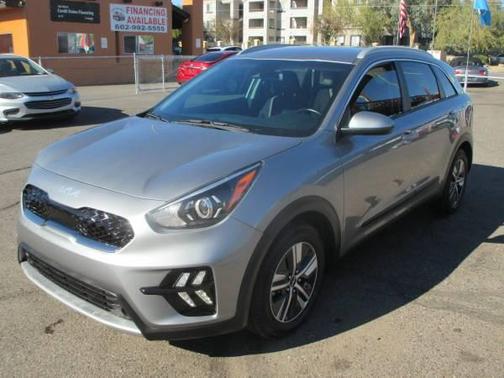 2022 Kia Niro LXS