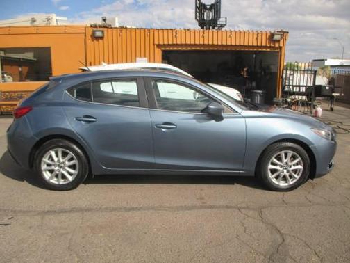 2016 Mazda Mazda3 i Touring