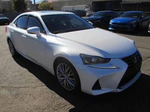 2018 Lexus IS 300 Base