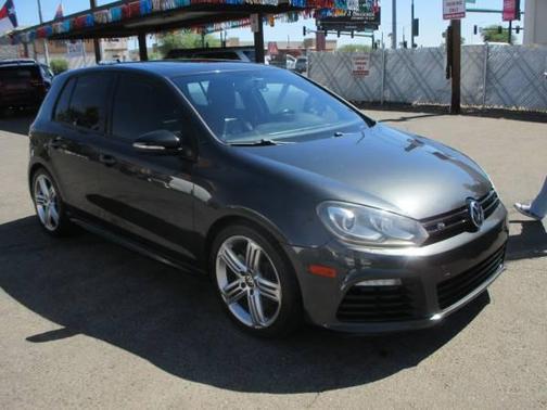 2012 Volkswagen Golf R 4-Door w/DCC & Navigation