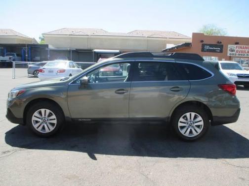 Wilderness Green Metallic 2019 Subaru Outback 2.5i Premium