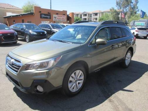 Wilderness Green Metallic 2019 Subaru Outback 2.5i Premium