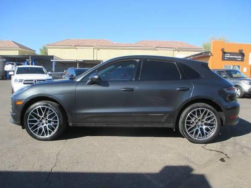 2020 Porsche Macan S