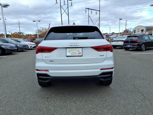 2023 Audi Q3 45 S line Premium