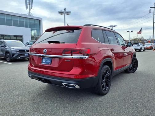 2022 Volkswagen Atlas 3.6L SE w/Technology