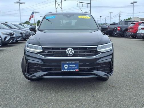 2022 Volkswagen Tiguan 2.0T SE R-Line Black