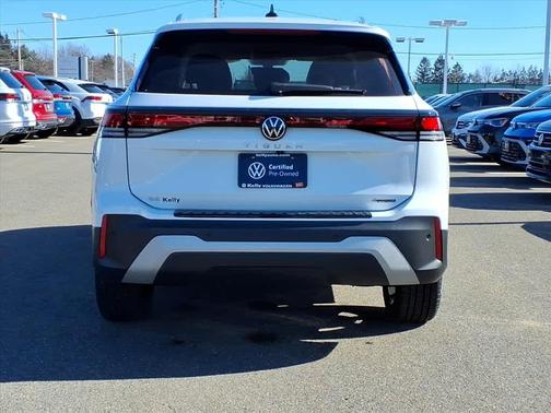 2025 Volkswagen Tiguan 2.0T SE