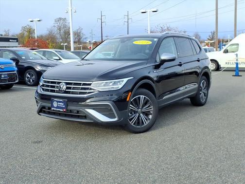 2024 Volkswagen Tiguan 2.0T Wolfsburg Edition